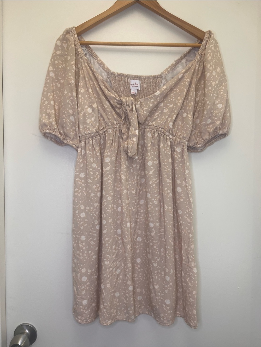 Sabel by Ingrid Isabel Floral Puff Sleeve Dress Small